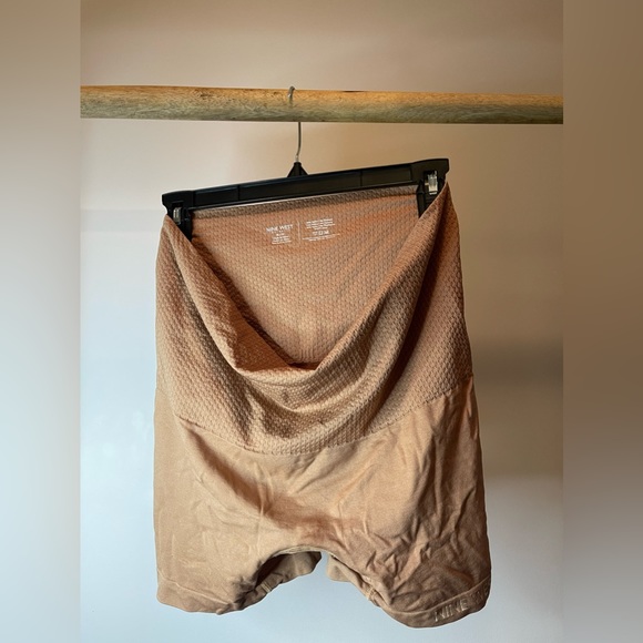 Pair of Nine West XL shaper shorts. New without tags - Picture 8 of 8